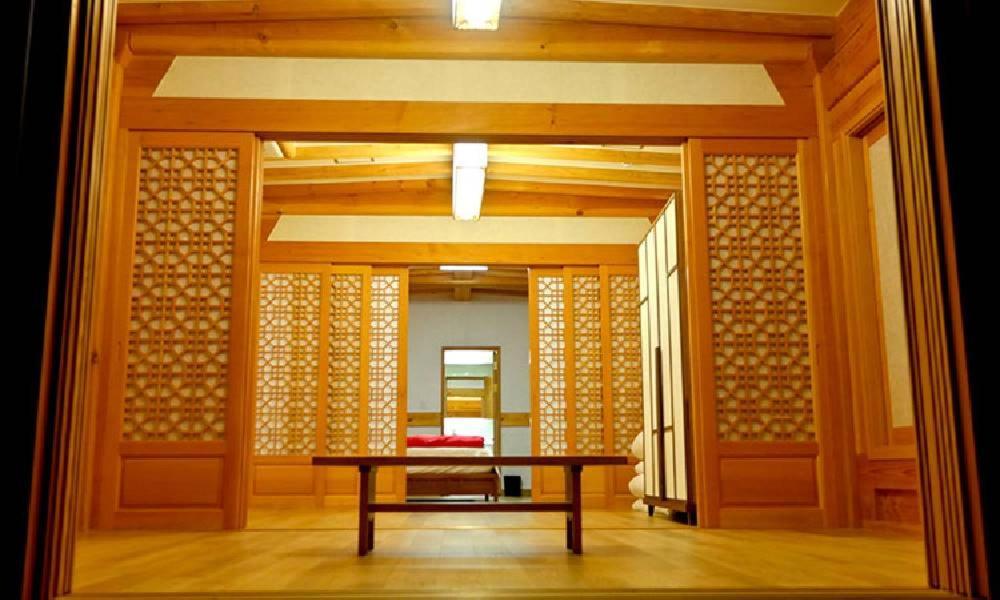 Hwangnamguan Hanok Village Gyeongju Extérieur photo